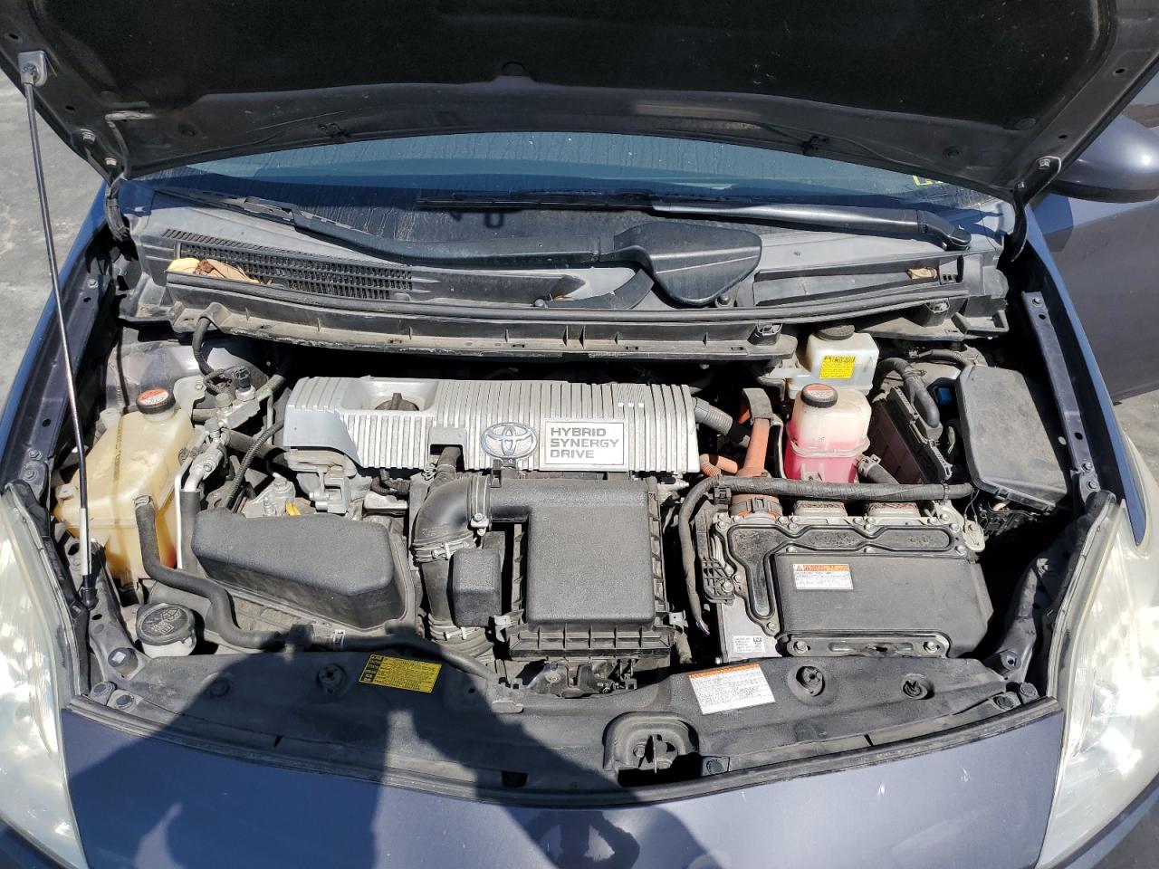2015 Toyota Prius - Image 13