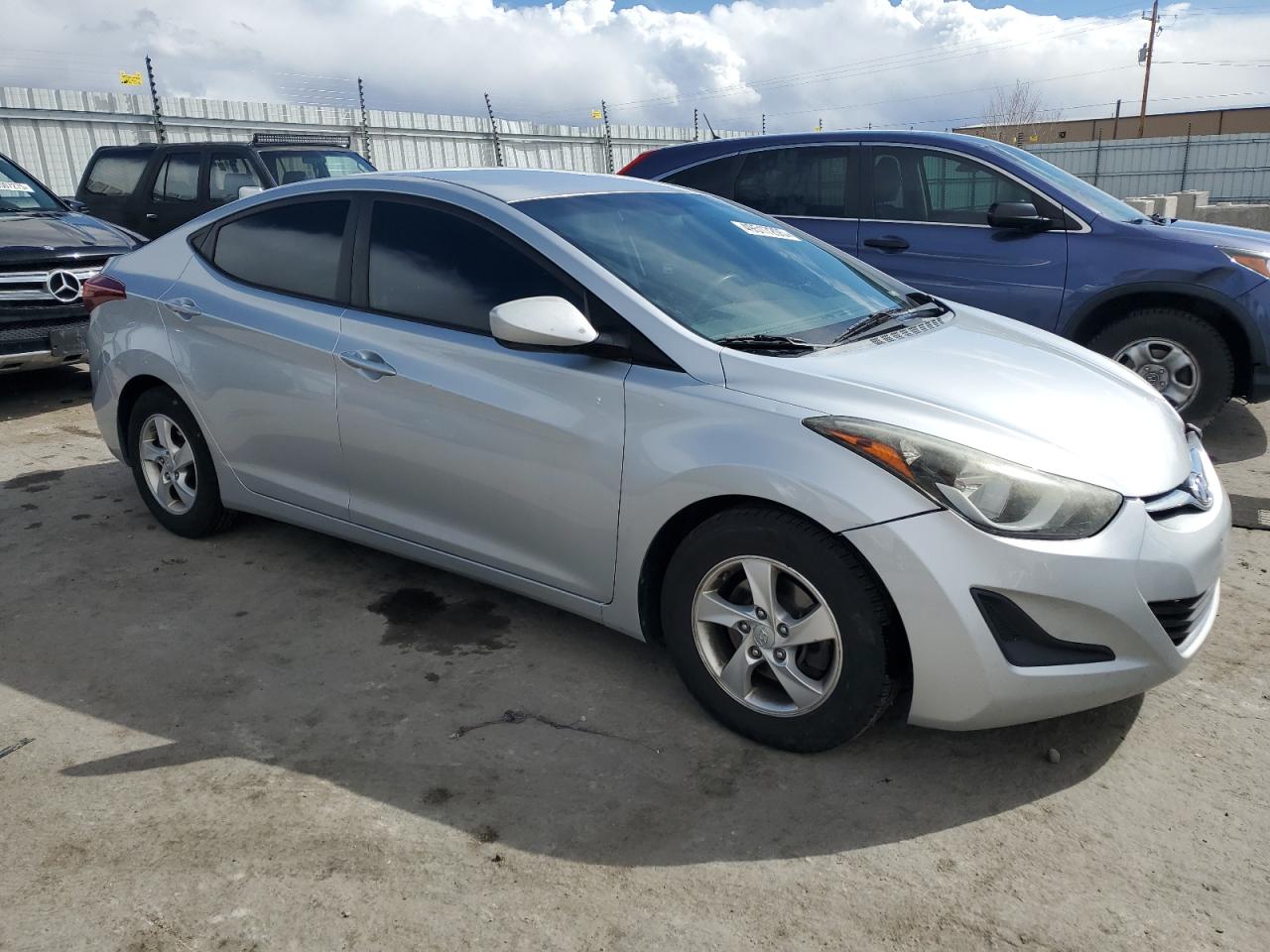 2014 Hyundai Elantra - Image 4
