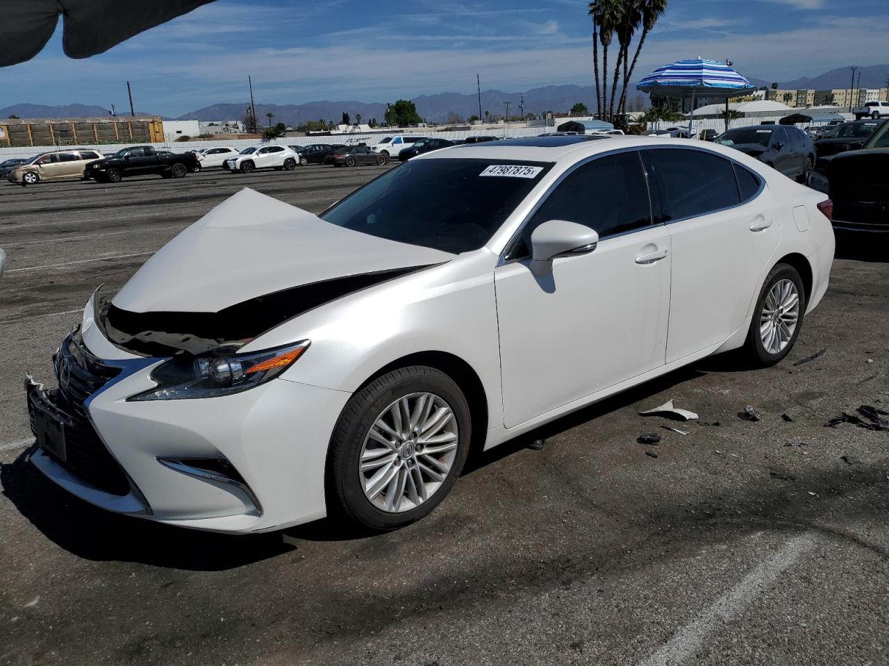 2016 Lexus ES - Image 1
