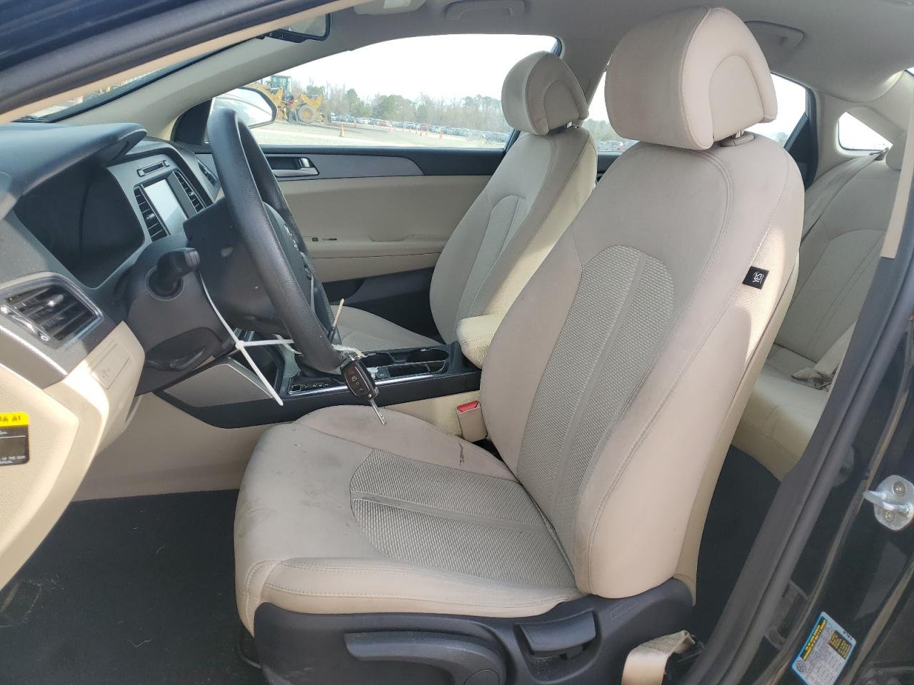 2017 Hyundai Sonata - Image 7
