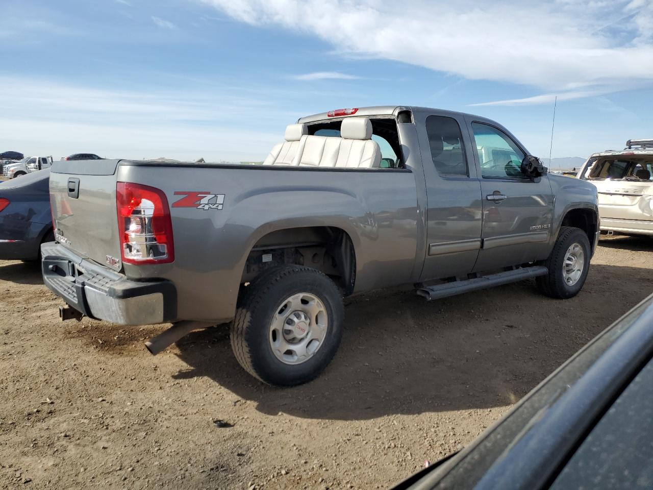 2009 GMC Sierra - Image 3
