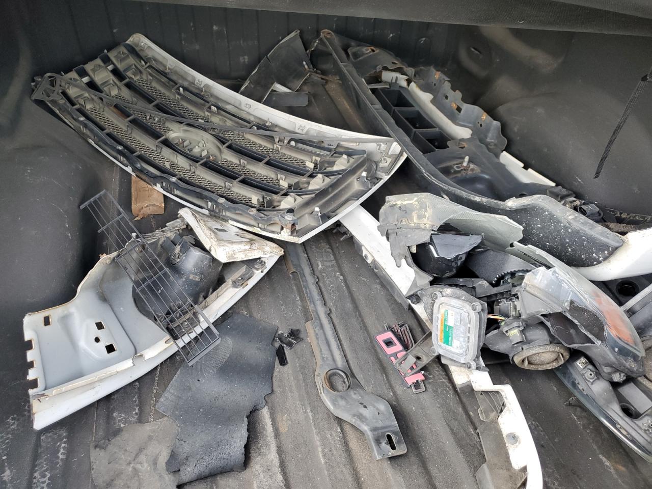 2014 Ford F-150 - Image 12