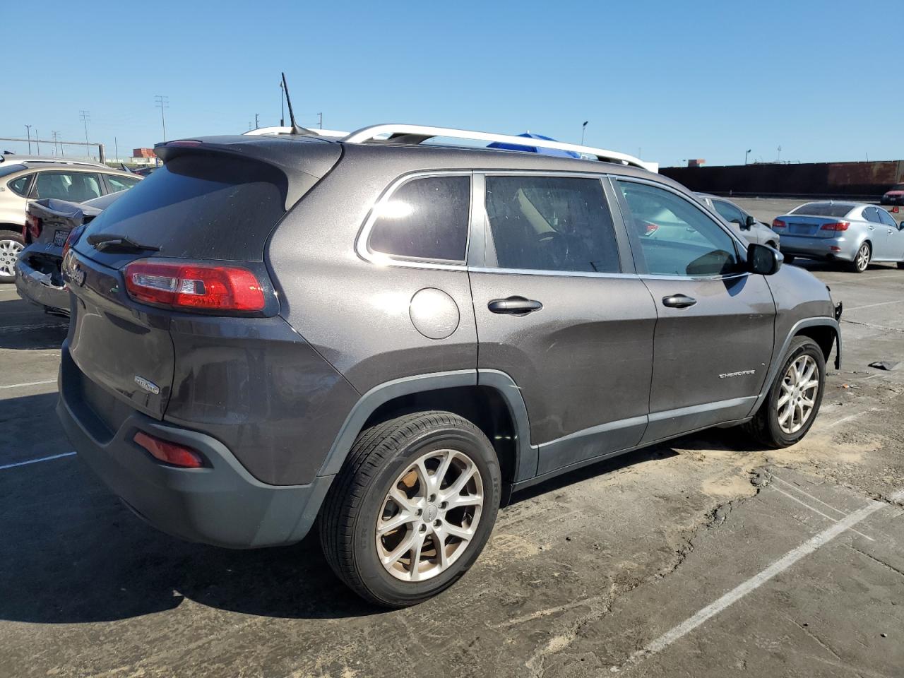 2018 Jeep Grand Cherokee - Image 3
