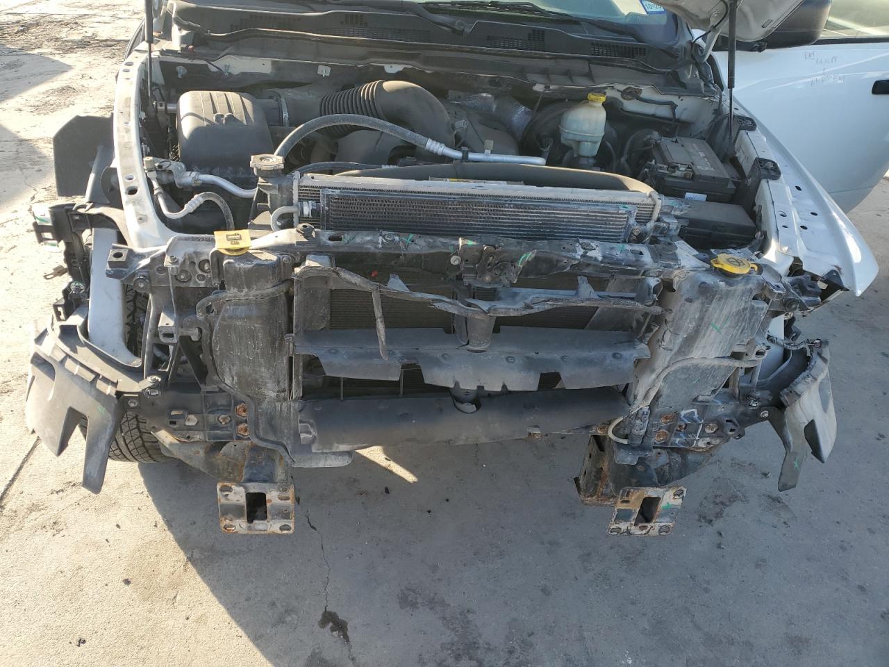2016 RAM 1500 - Image 11