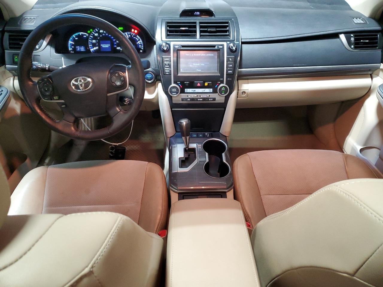 2013 Toyota Camry - Image 8