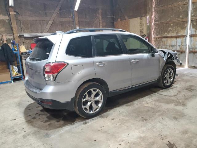  SUBARU FORESTER 2018 Сріблястий