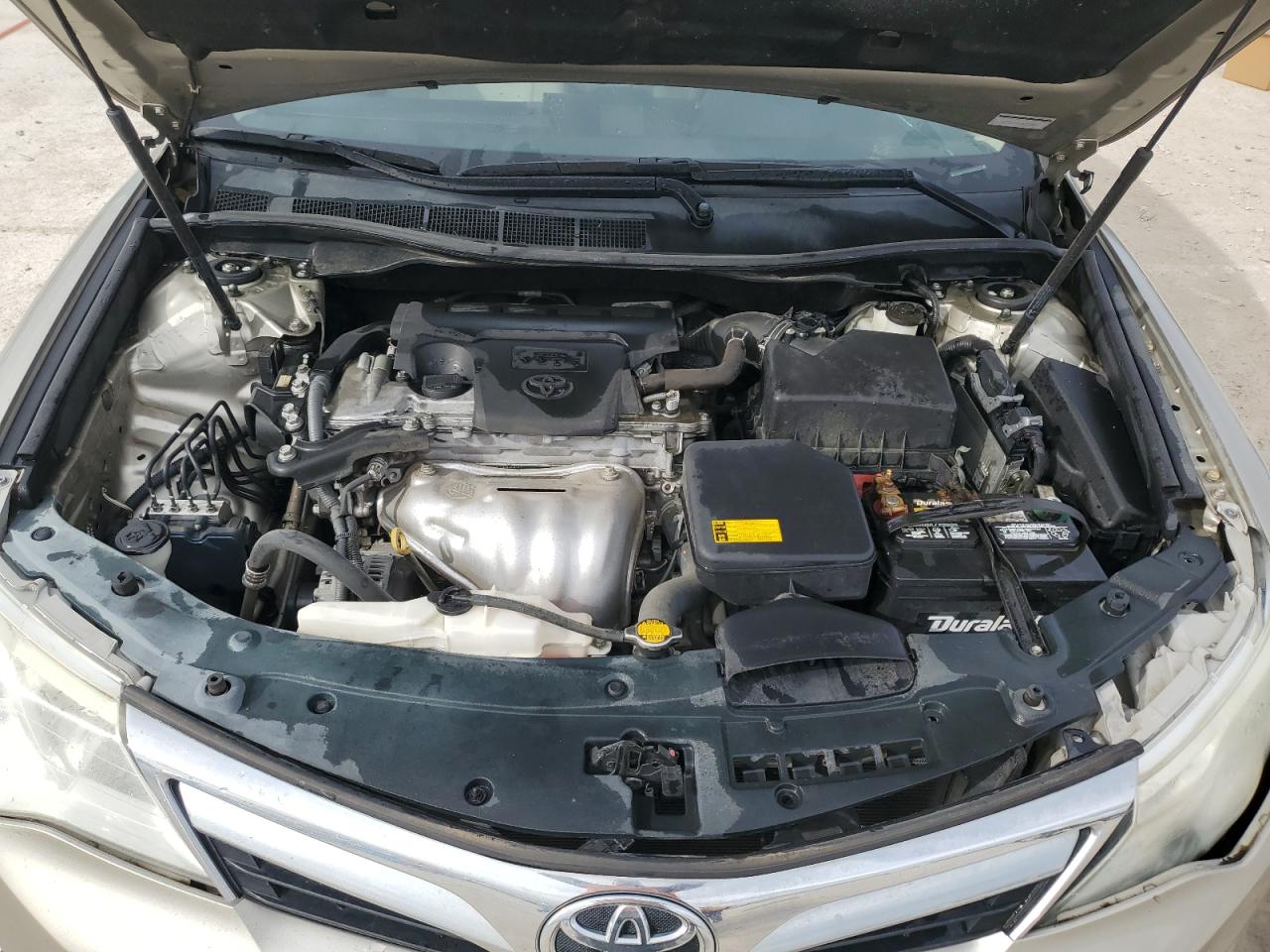 2014 Toyota Camry - Image 11