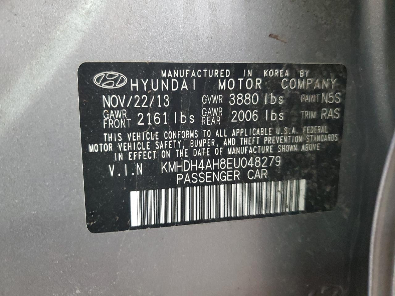 2014 Hyundai Elantra - Image 12