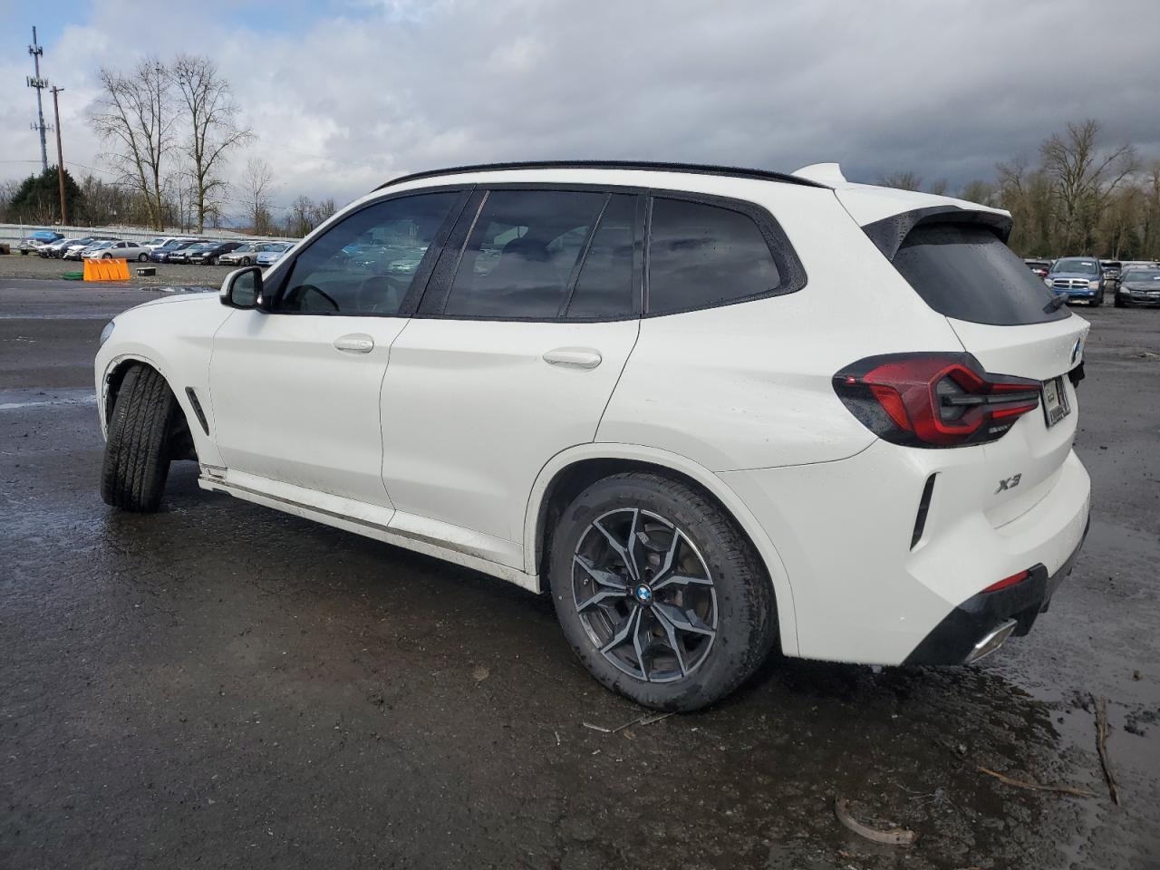 2022 BMW X3 - Image 2