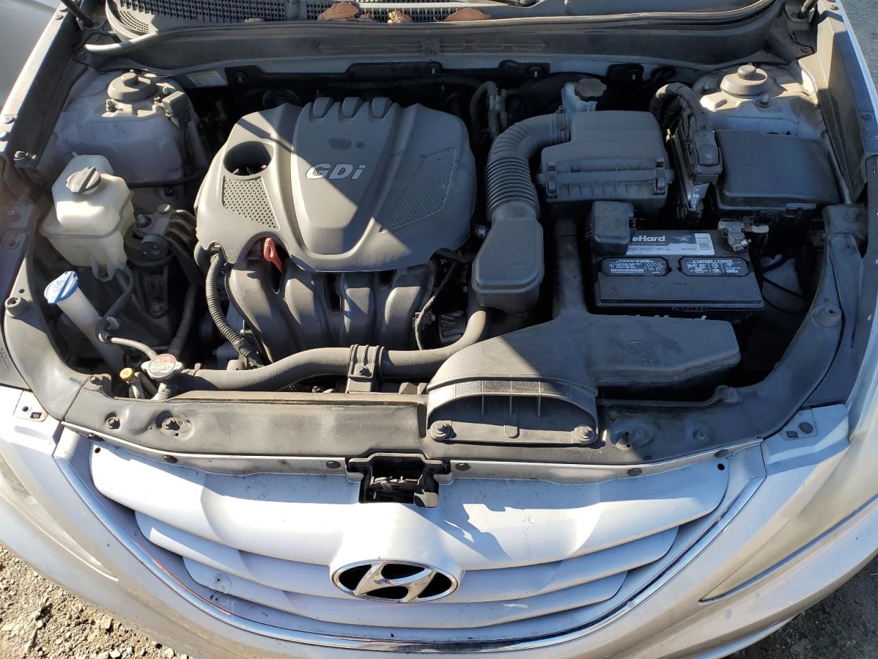 2012 Hyundai Sonata - Image 13