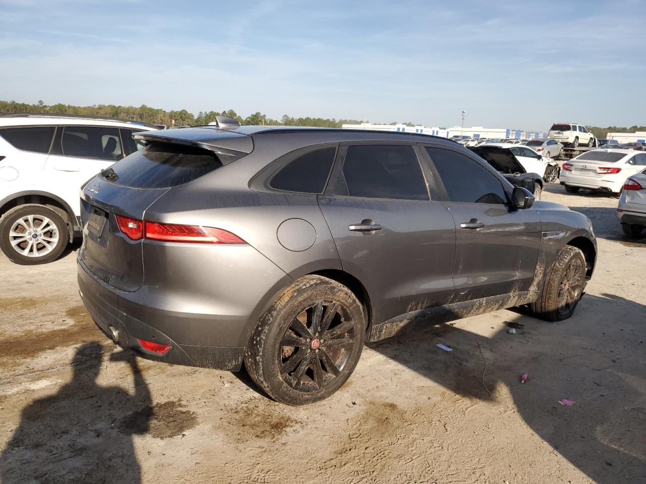 2017 Jaguar F-Pace - Image 3
