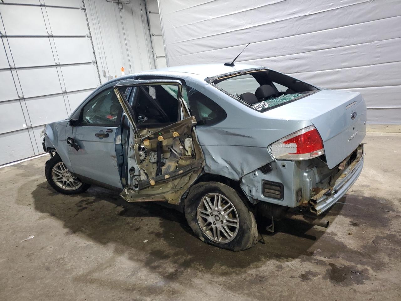 2009 Ford Focus - Image 2