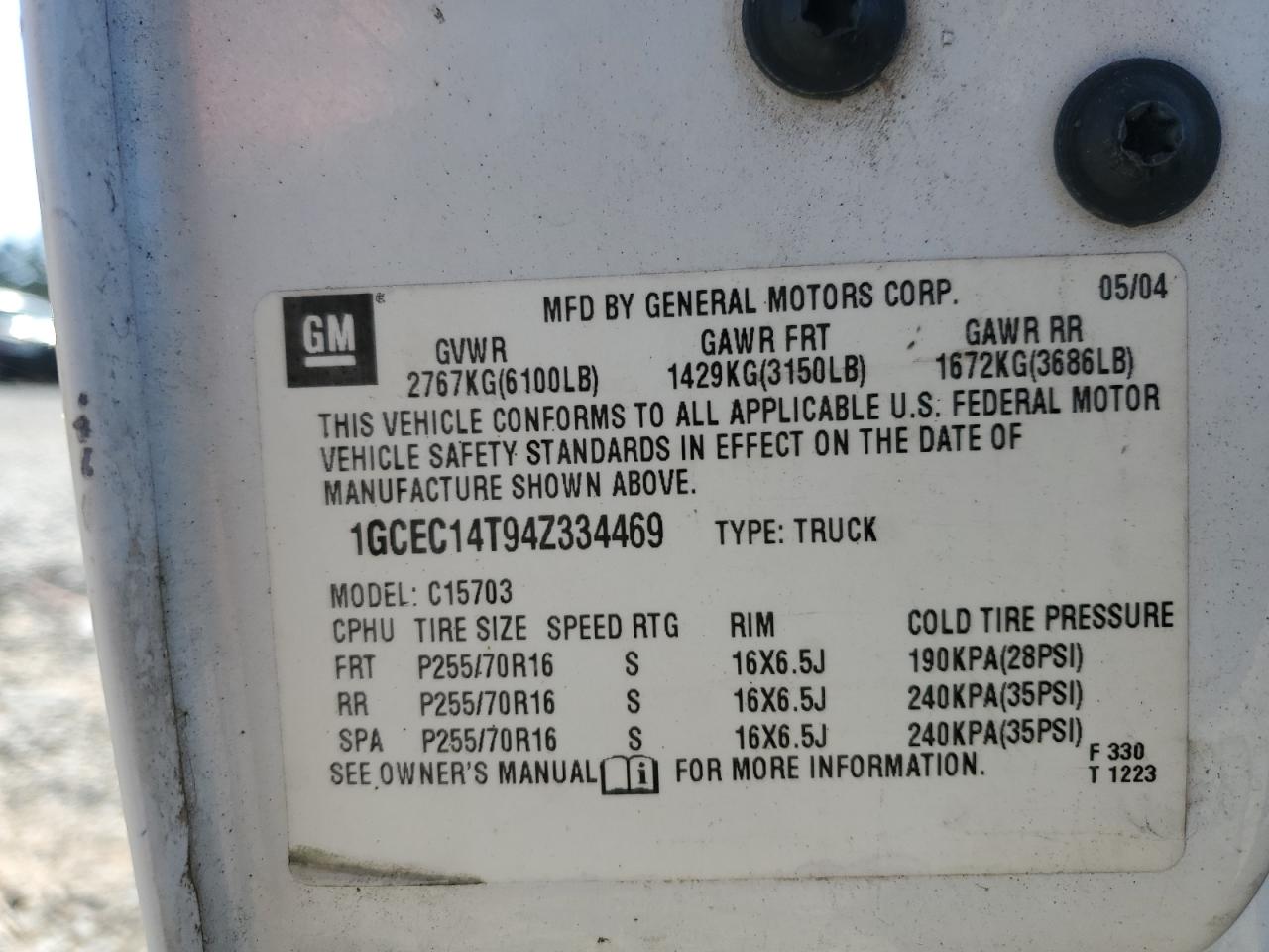 2004 Chevrolet Silverado - Image 14