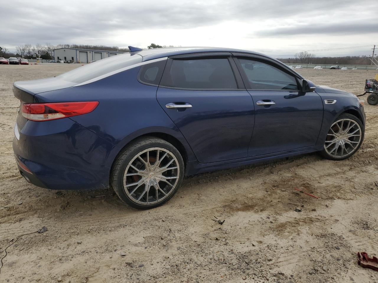 2017 Kia Optima - Image 3