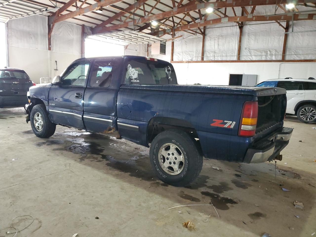 1999 Chevrolet Silverado - Image 2