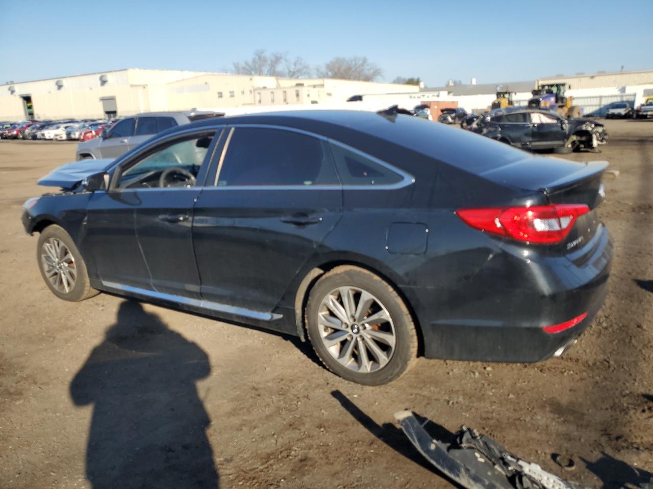 2017 Hyundai Sonata - Image 2