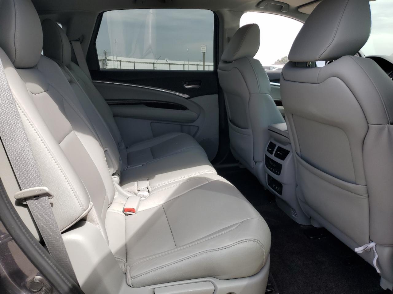 2017 Acura MDX - Image 12