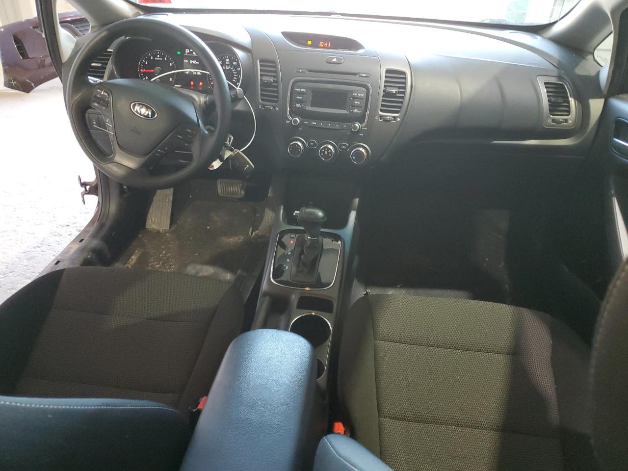 2018 Kia Forte - Image 8