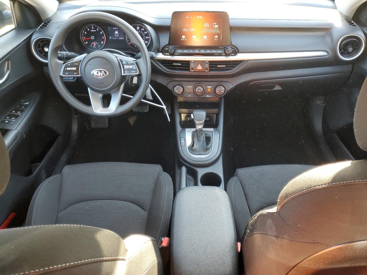 2020 Kia Forte - Image 8