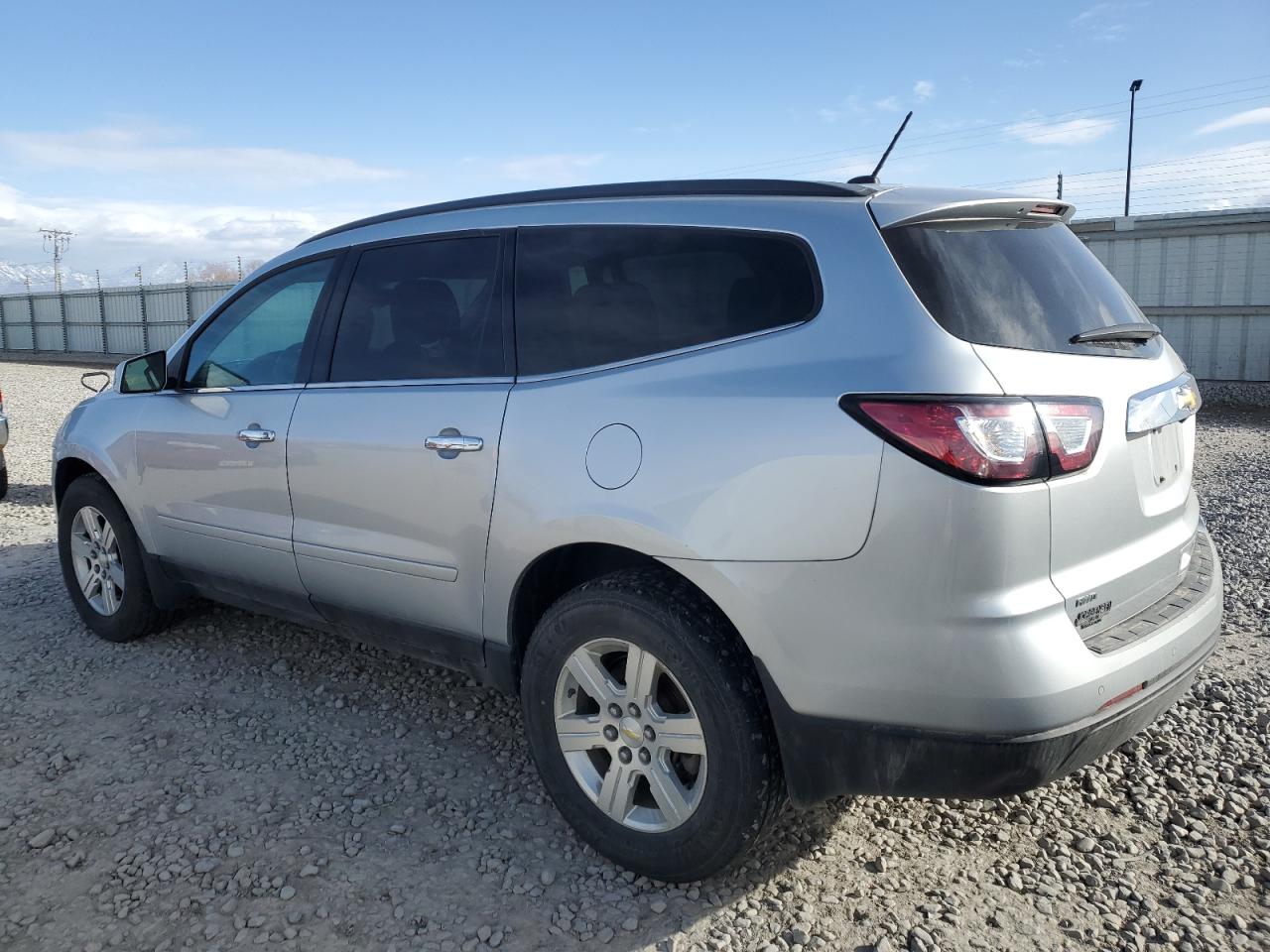 2015 Chevrolet Traverse - Image 2