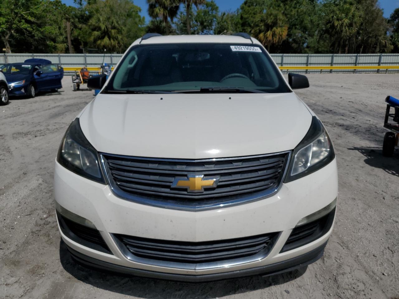 2014 Chevrolet Traverse - Image 5