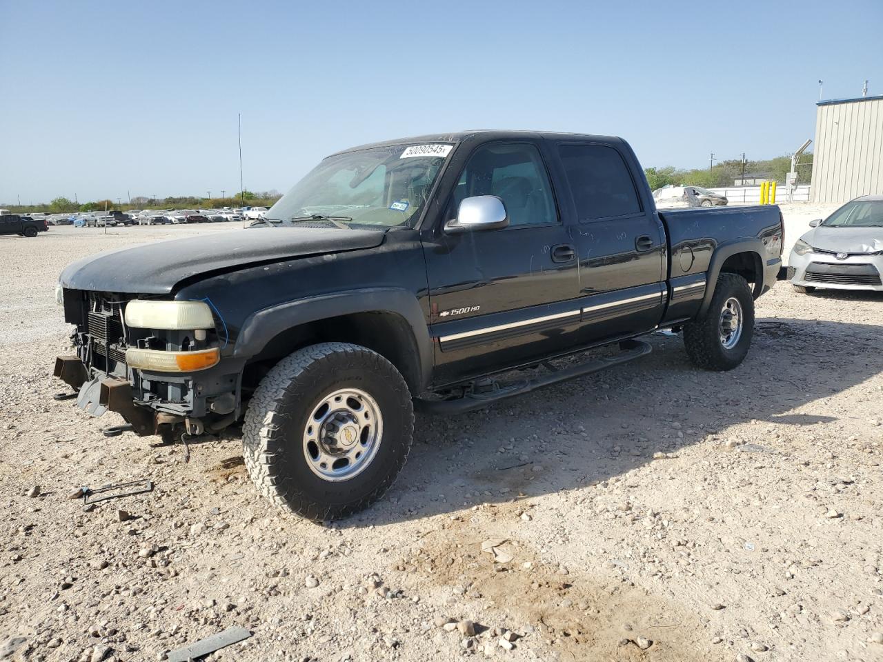 2002 Chevrolet Silverado K1500 Heavy Duty for Sale in San Antonio, TX - Front End