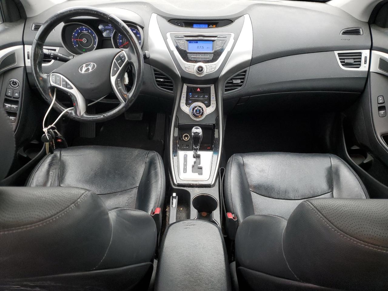 2011 Hyundai Elantra - Image 8