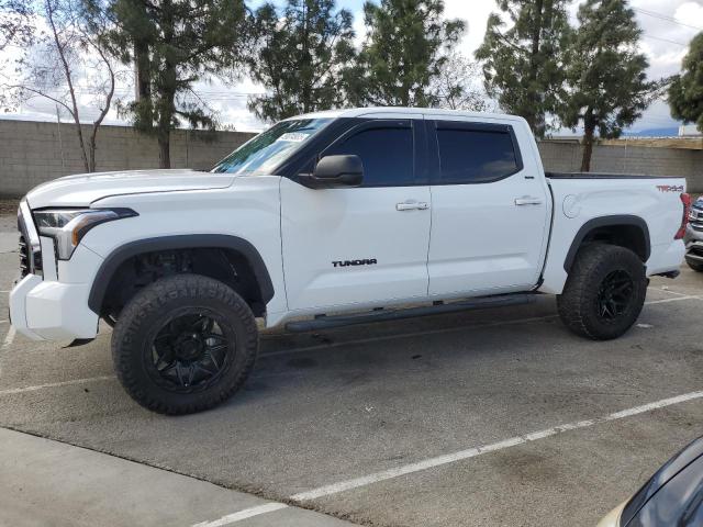 2023 Toyota Tundra Crewmax Sr