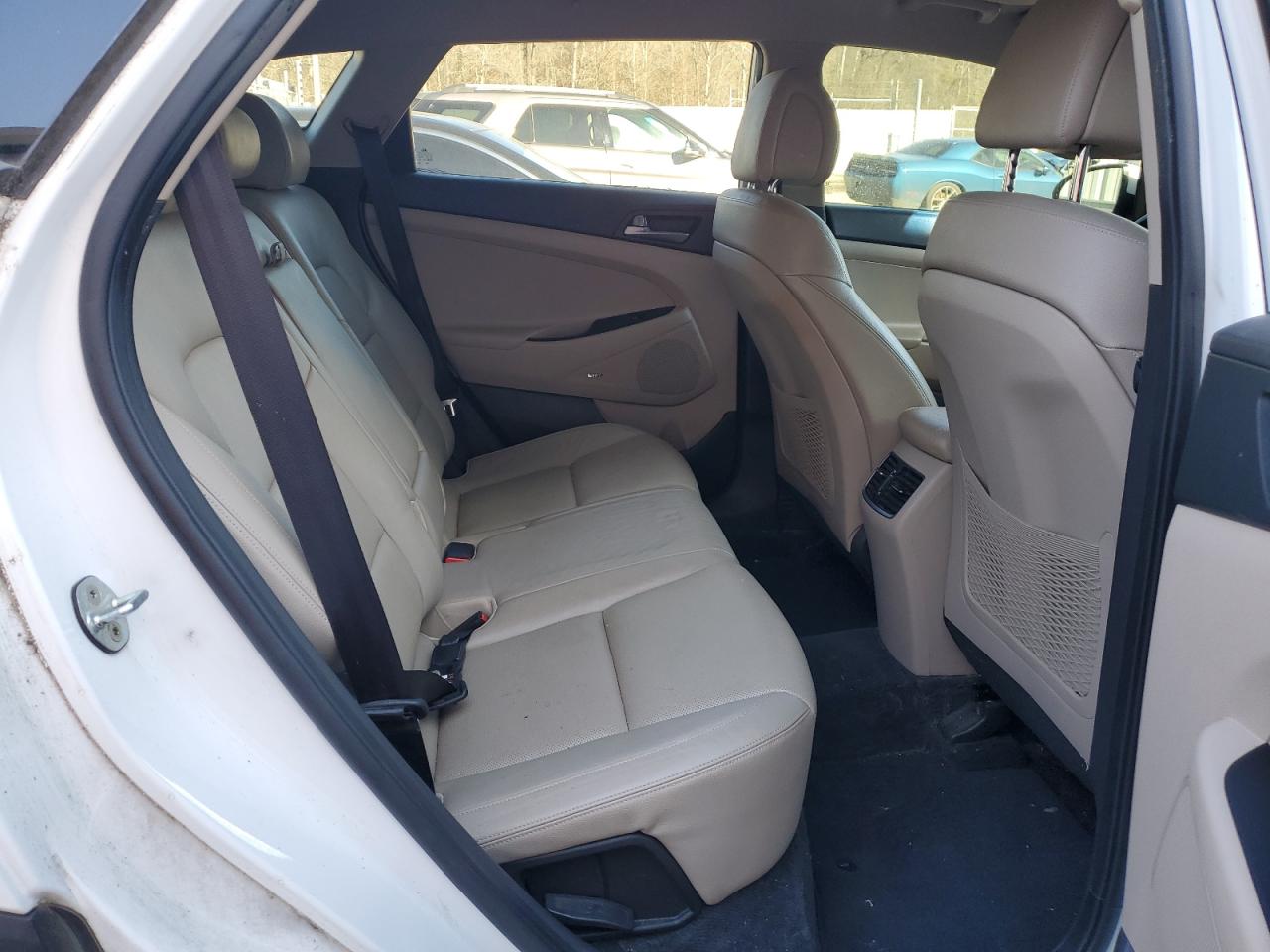 2017 Hyundai Tucson - Image 11
