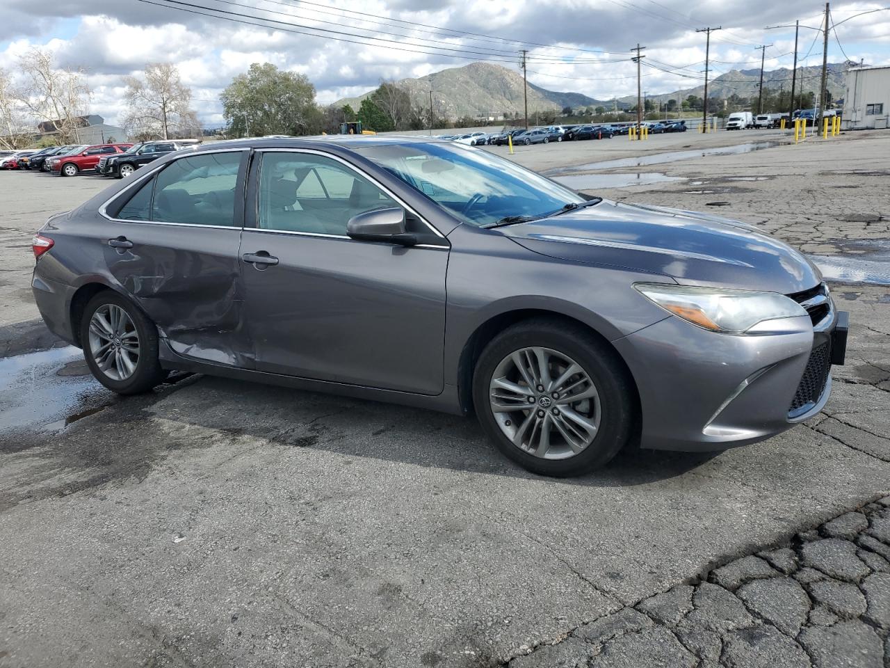 2017 Toyota Camry - Image 4