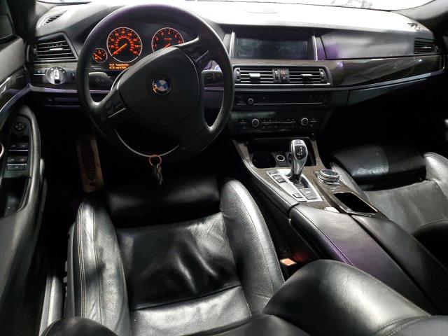  BMW 5 SERIES 2014 Серебристый