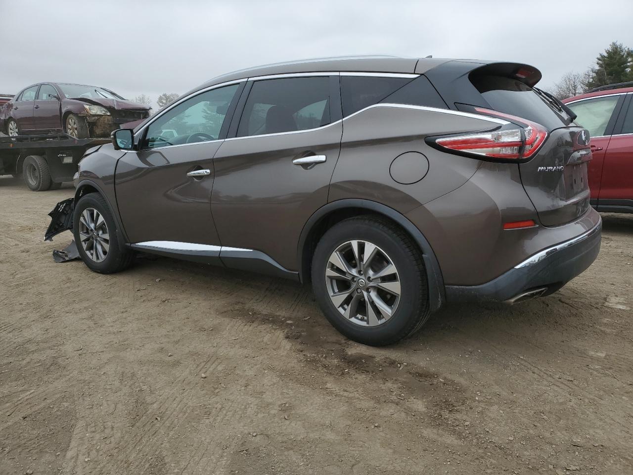 2015 Nissan Murano - Image 2