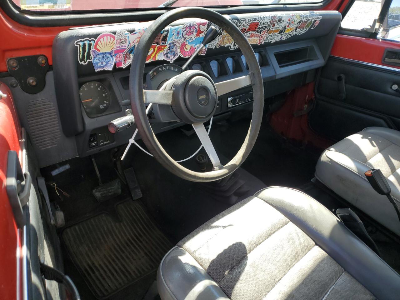 1994 Jeep Wrangler - Image 8