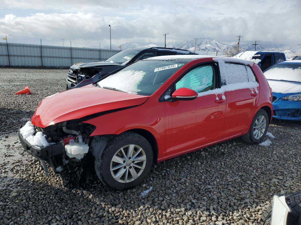 2016 VOLKSWAGEN GOLF S/SE