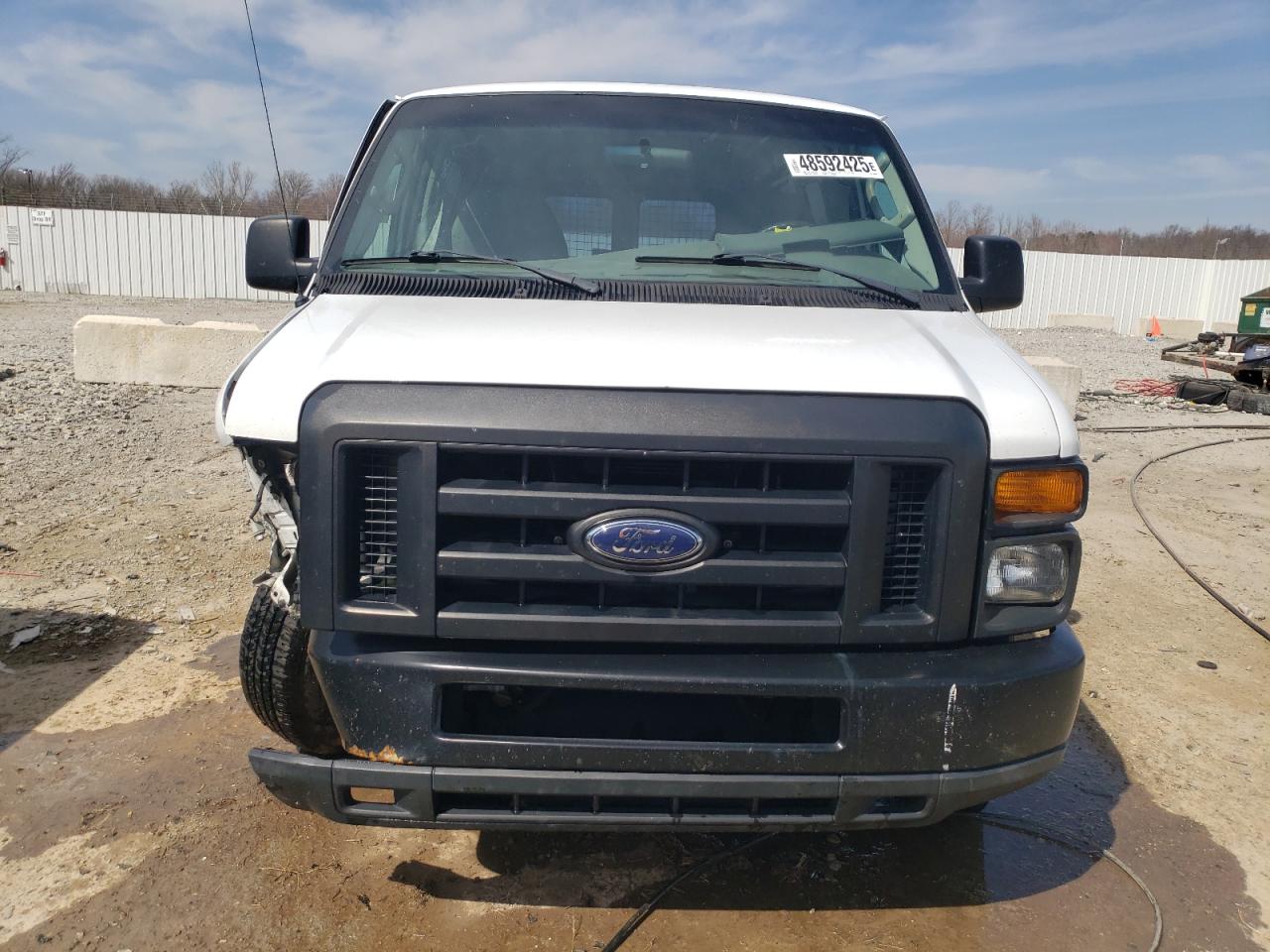 2008 Ford Econoline - Image 5
