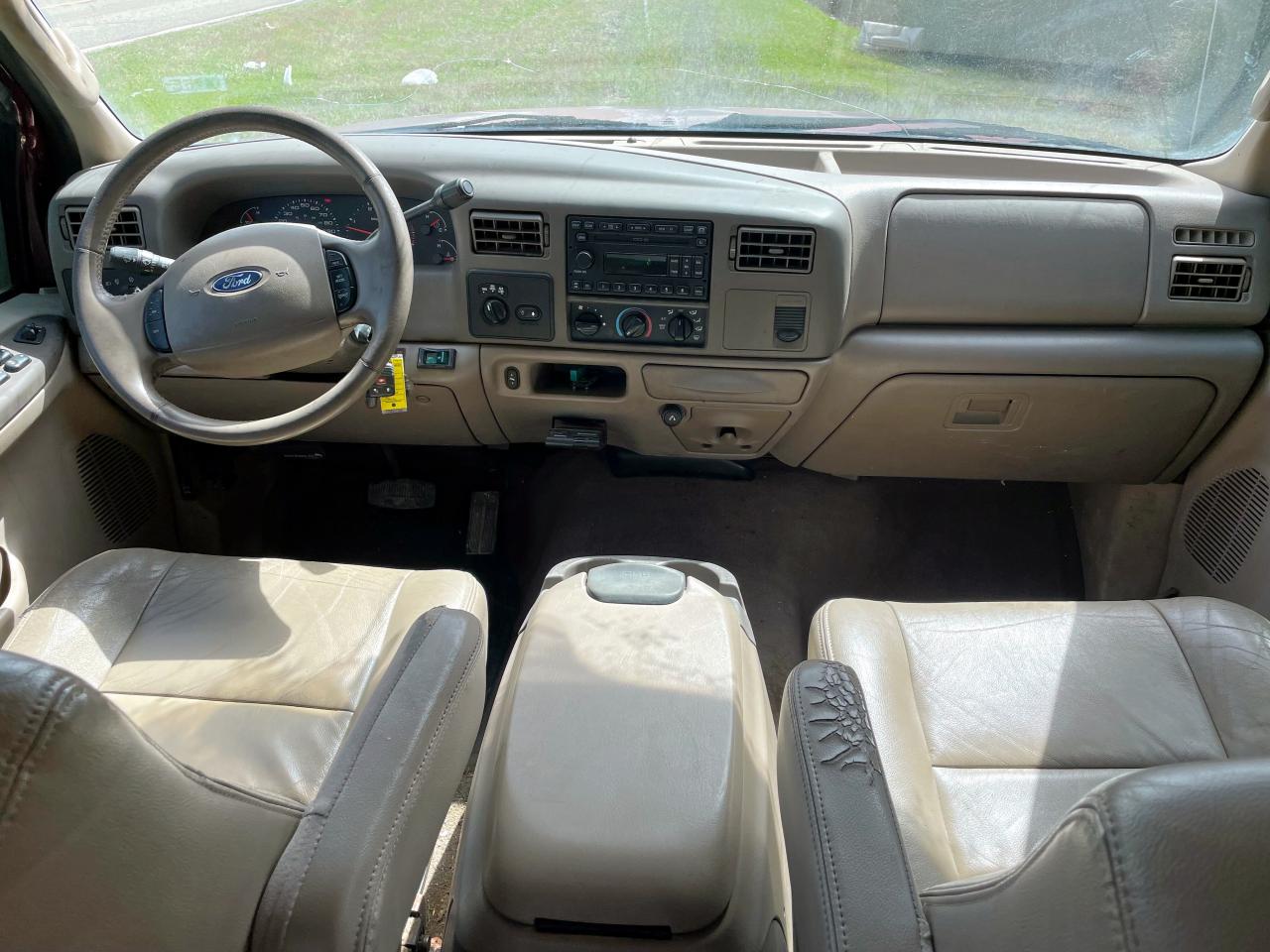 2004 Ford F350 - Image 9