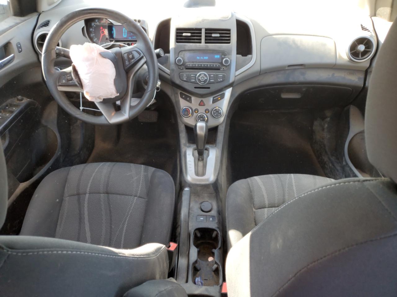2015 Chevrolet Sonic - Image 8