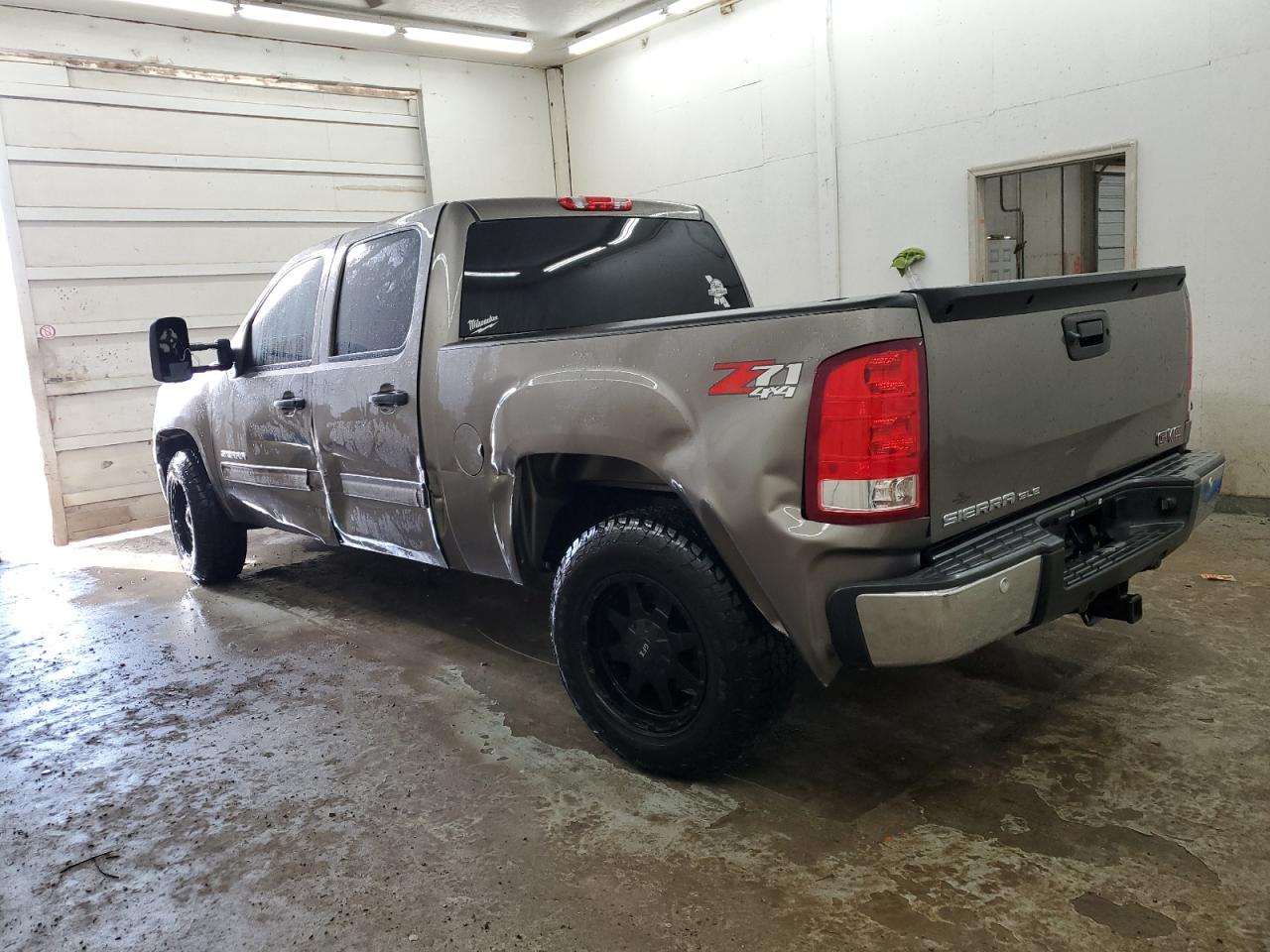 2012 GMC Sierra - Image 2