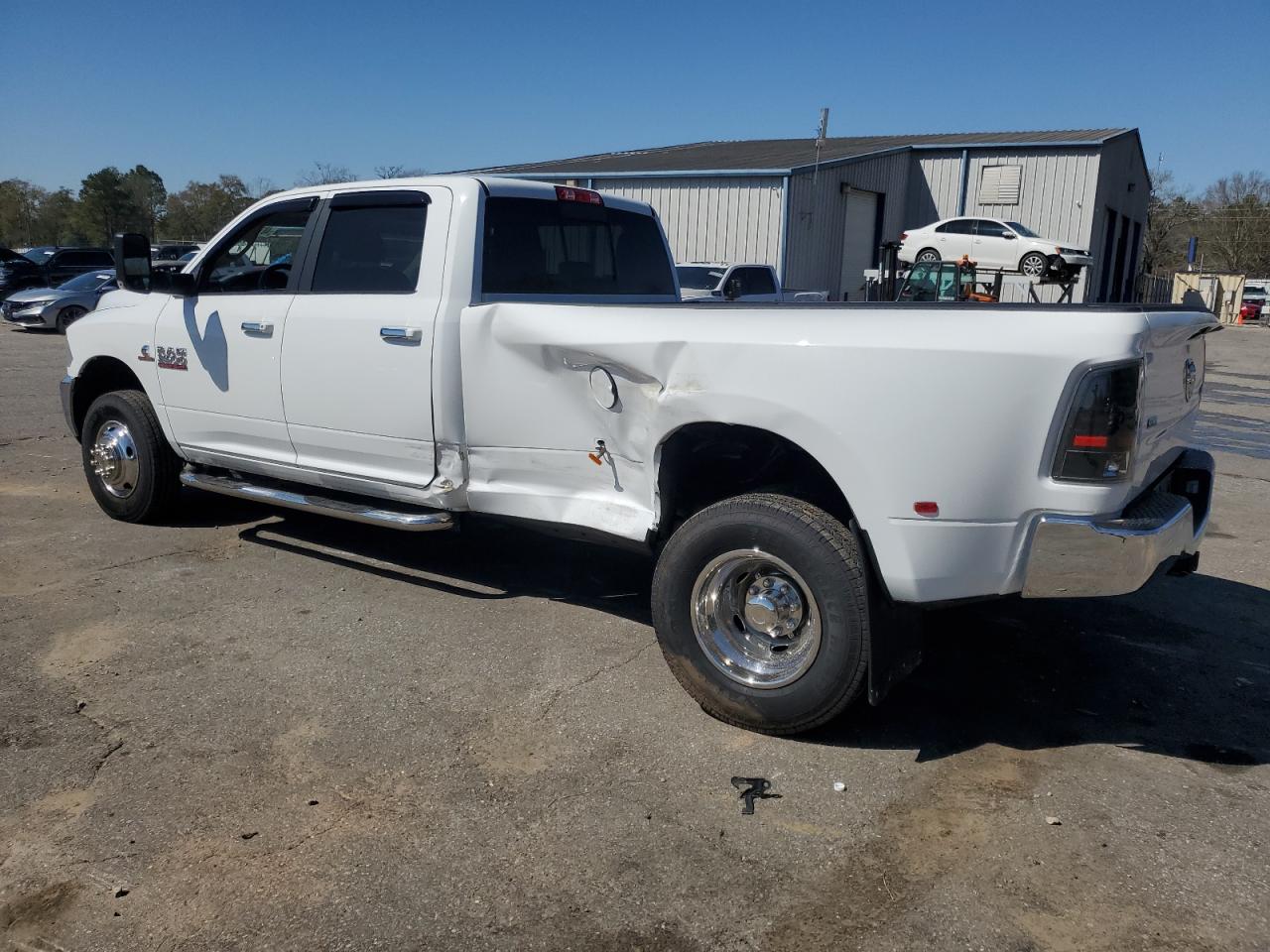 2018 RAM 3500 - Image 2