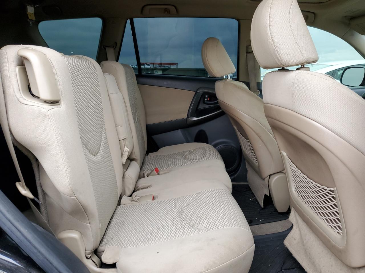 2012 Toyota RAV 4 - Image 11