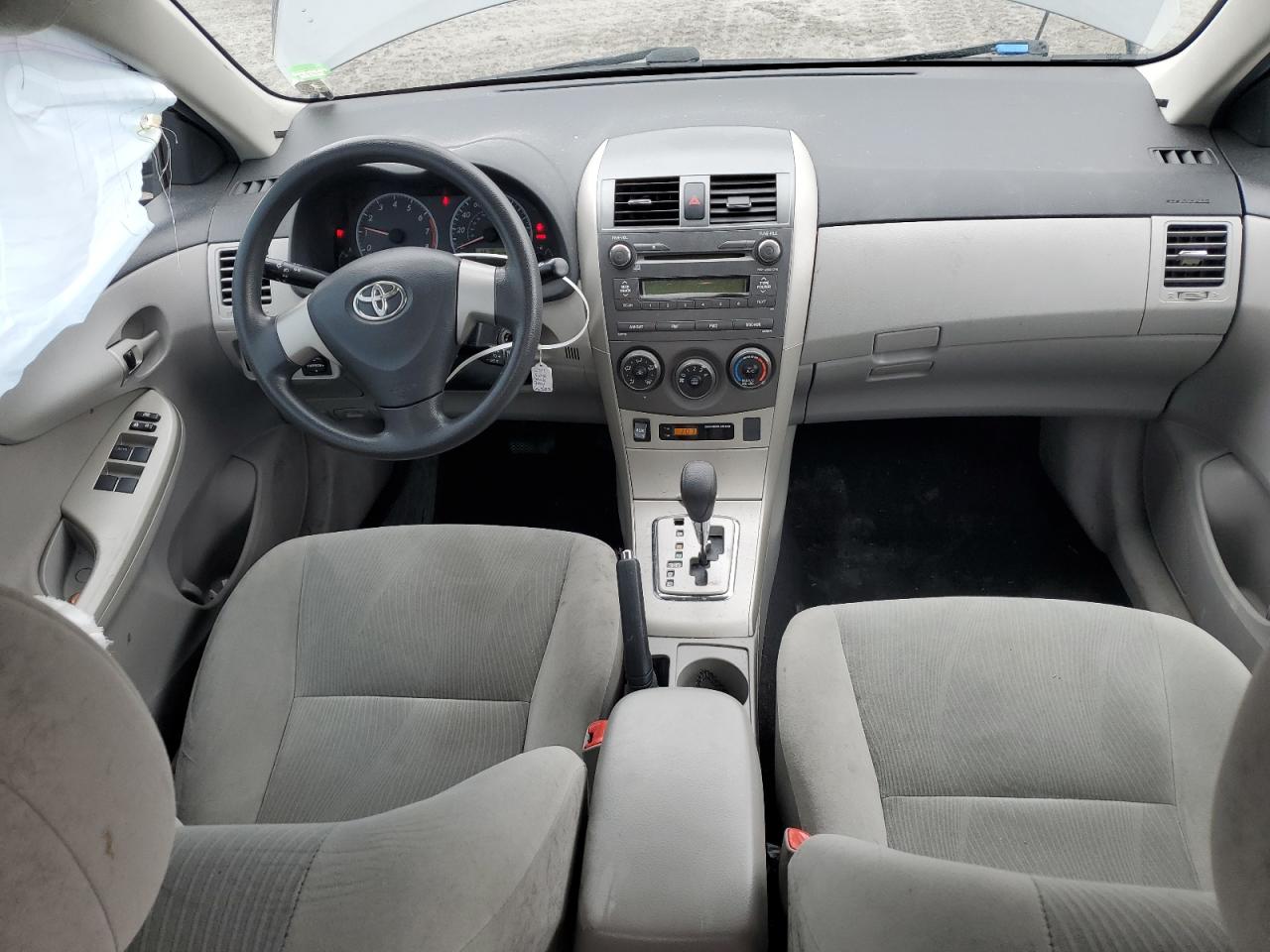 2011 Toyota Corolla - Image 8