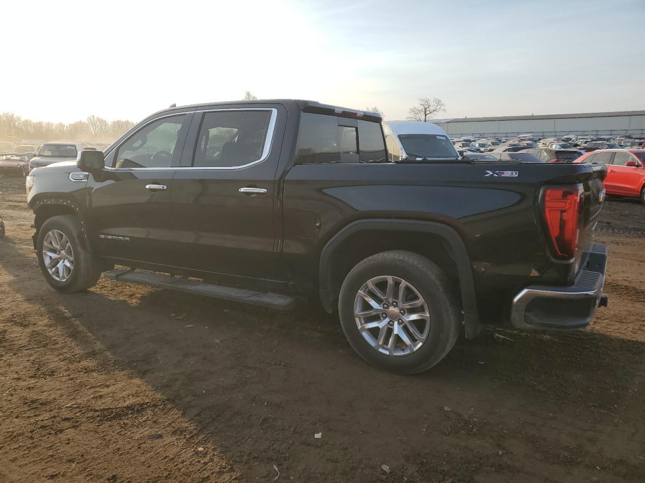 2019 GMC Sierra - Image 2