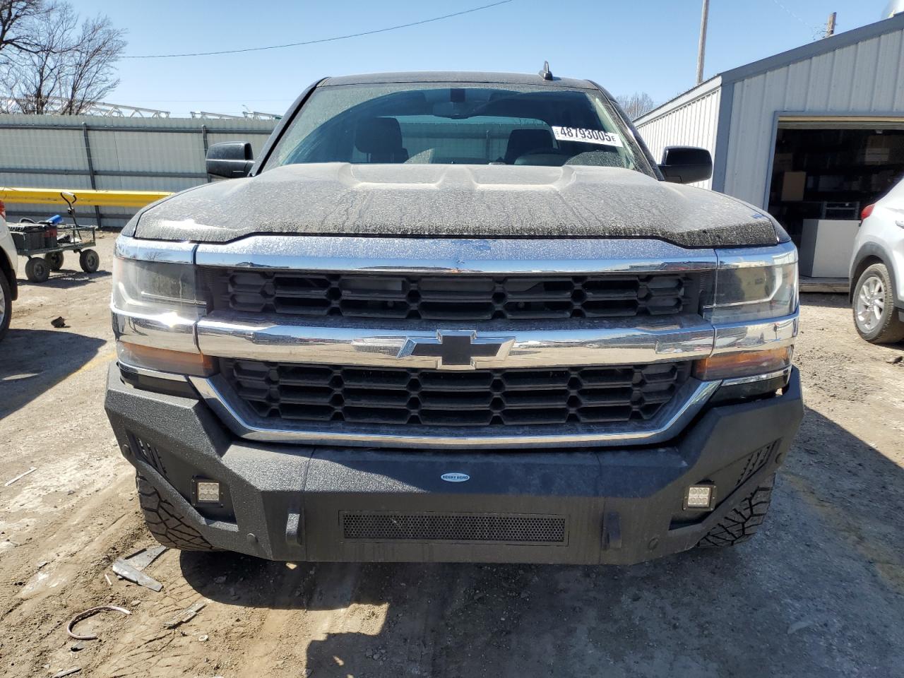 2016 Chevrolet Silverado - Image 5