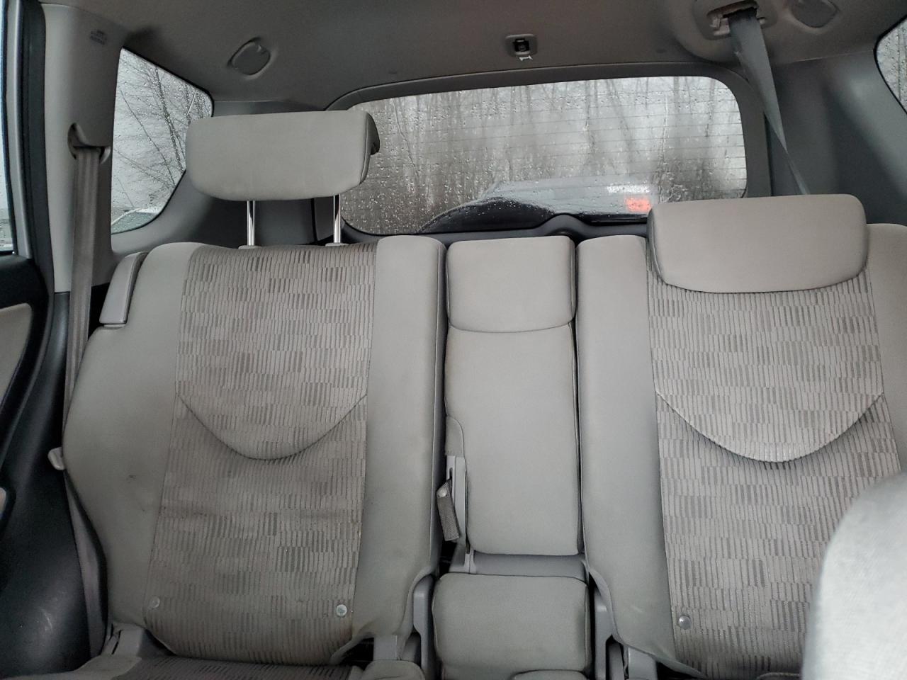 2011 Toyota RAV 4 - Image 10