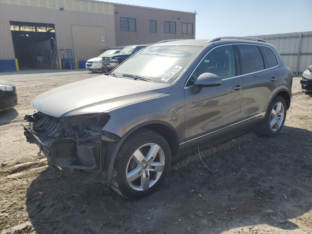 2013 Volkswagen Touareg V6 Tdi en Venta en Kansas City, KS - All Over