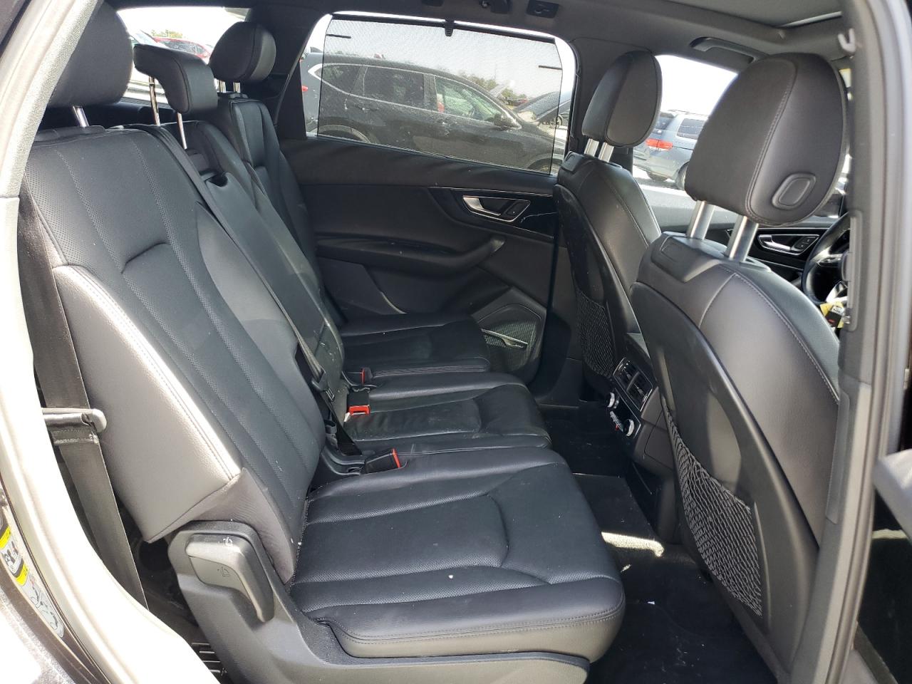 2017 Audi Q7 - Image 11