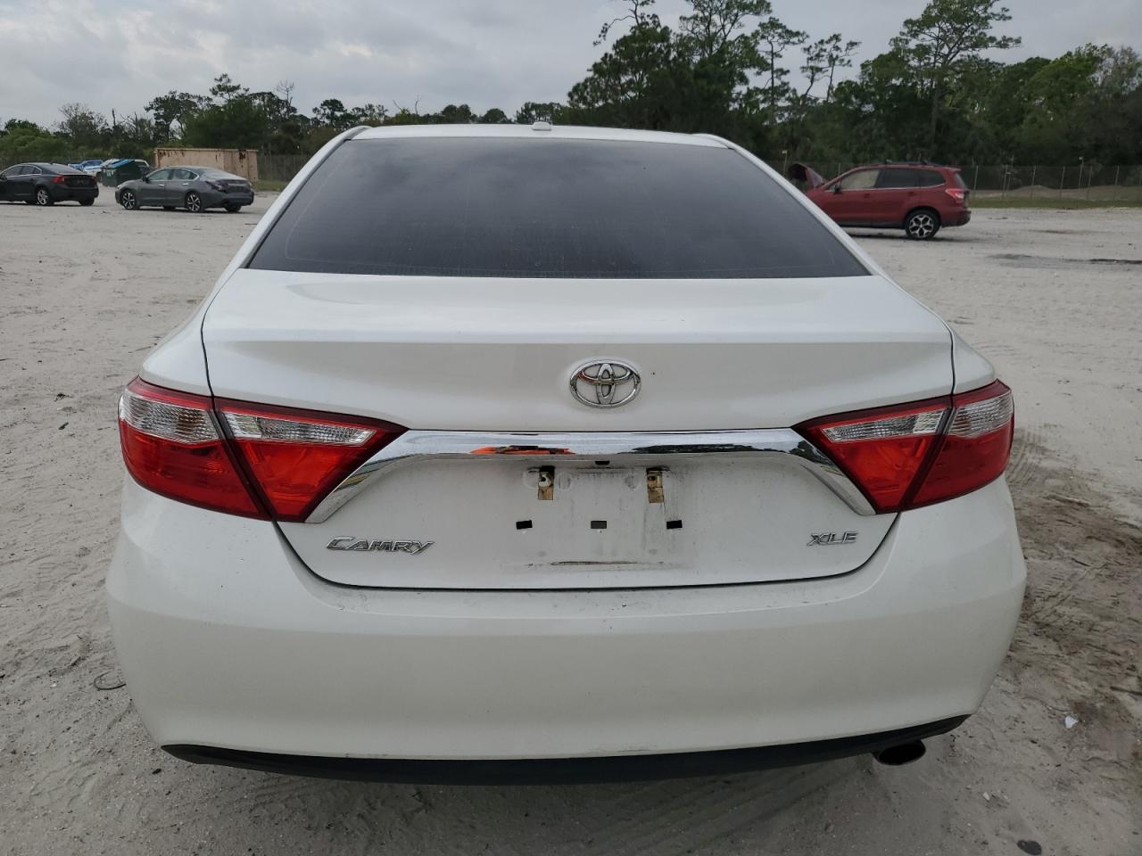 2016 Toyota Camry - Image 6
