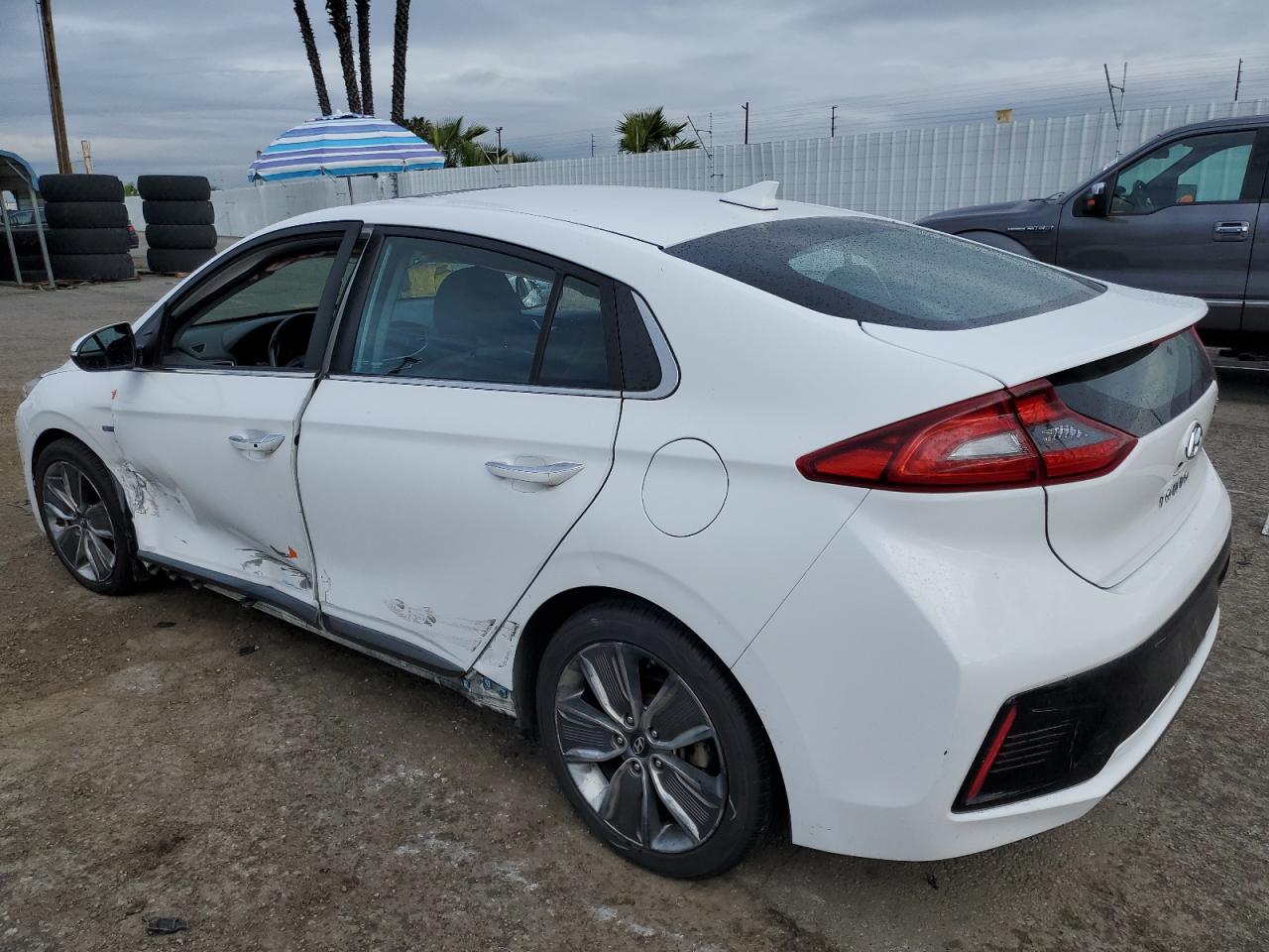 2017 Hyundai IONIQ - Image 2