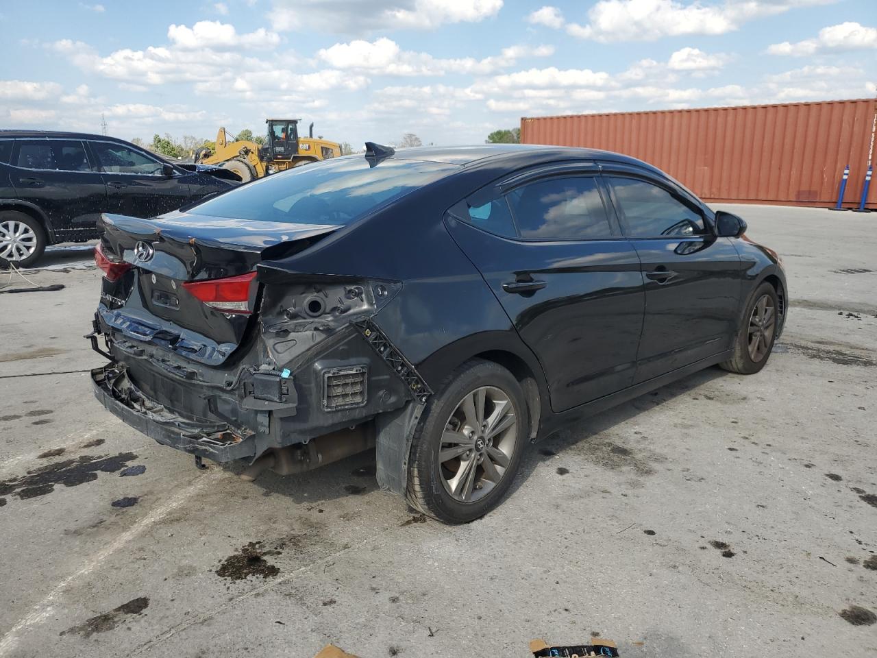 2018 Hyundai Elantra - Image 3