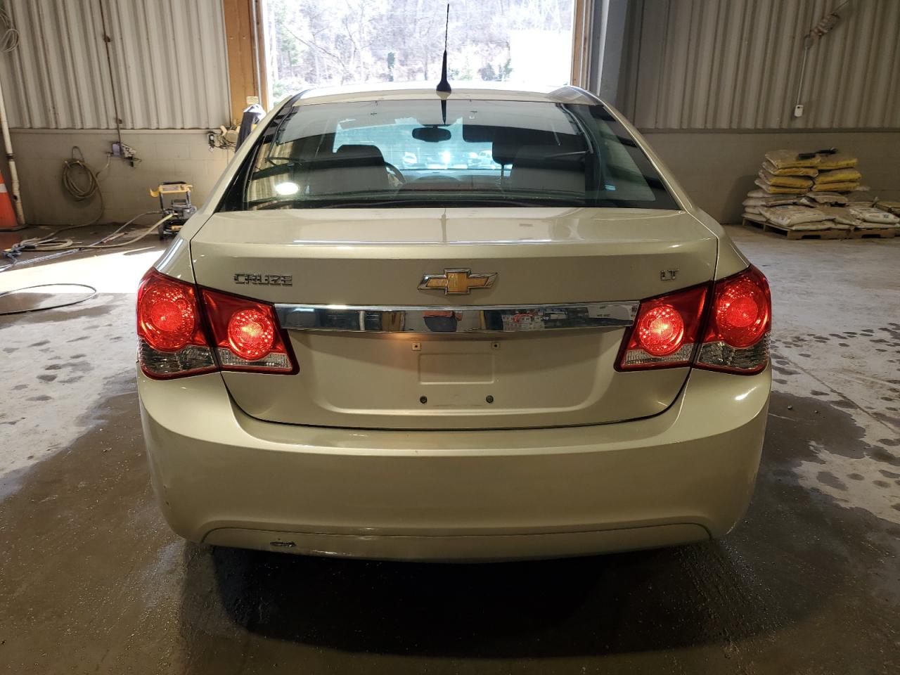 2014 Chevrolet Cruze - Image 6